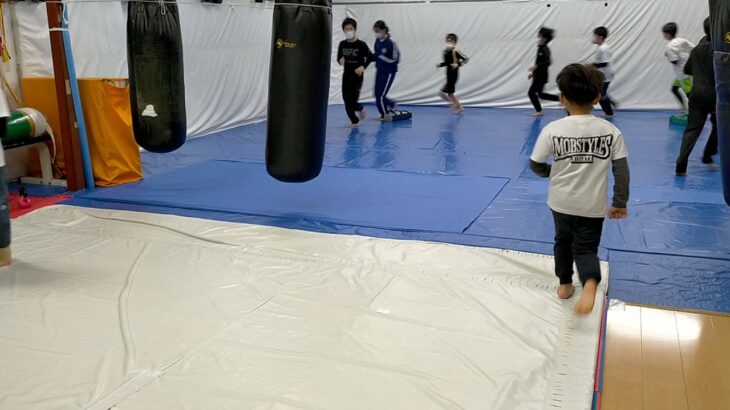 （火）子どもの格闘技クラス