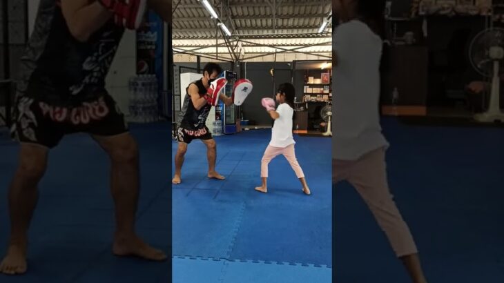 @Muay Thai❤️ムエタイ❤️Fumikaเมื่อลูกครึ่งญี่ปุ่นฝึกเรียนมวยไทย😆