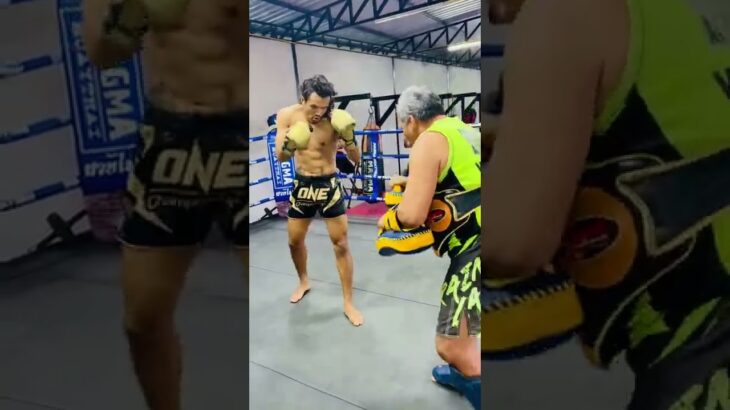 ONE Championship fighter Sinsamut Klinmee training @ Sudsakorn Muay Thai Gym – Pattaya – Thailand