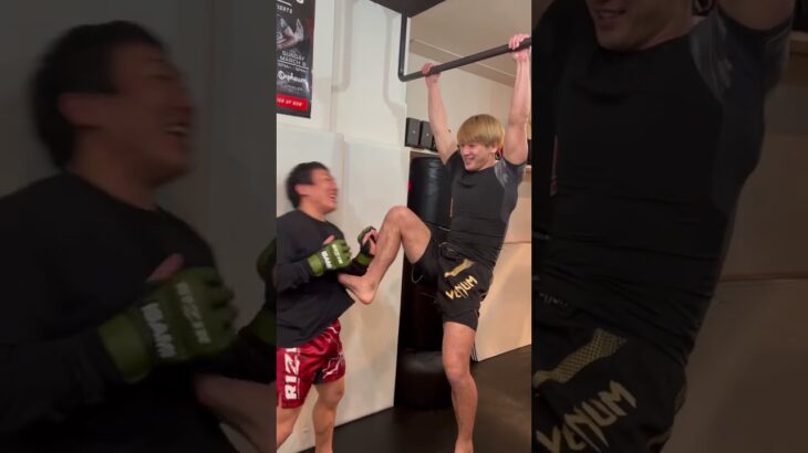 【ボディ耐久】VSミルク様 #shorts #格闘家 #rizin #breakingdown #朝倉未来 #那須川天心 #総合格闘技 #2023年 #ベラトール #bellator