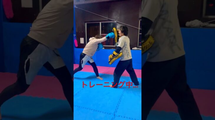 ミット打ち キックボクシングkickboxing Kick-tendangan #格闘技