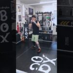 他格闘技、ボクシング未経験の入会から4ケ月の25歳ボクシング初心者に足のシャドーボクシングの練習方法を解説
