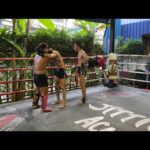 ムエタイクリンチテクニックの指導トン先生 muay thai thai clinch technique